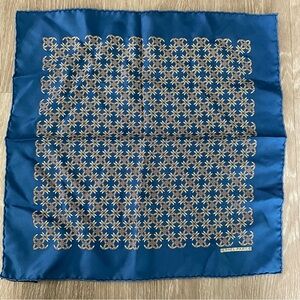 HERMÉS Vintage Silk Pocket Square 16” x 16”  Blue Tan Red Geometric Print